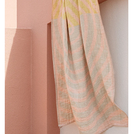 Metsalampi Linen Throw