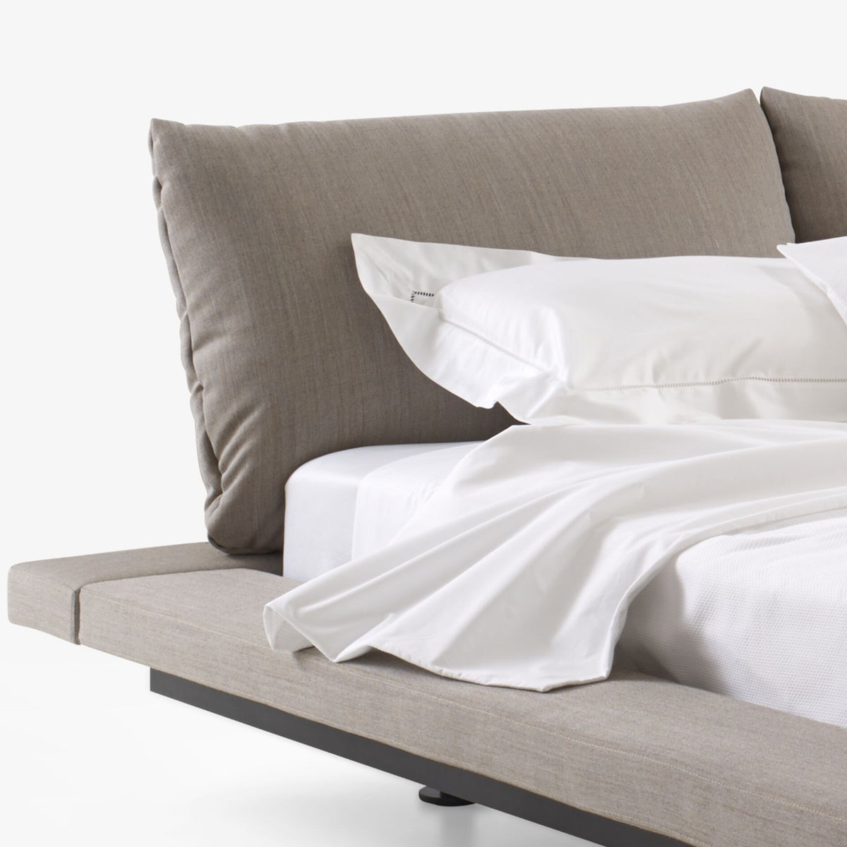 Peter Maly 2 Bed, Bouclé