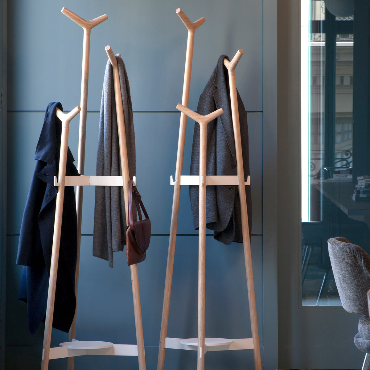 Forc Coat Stand