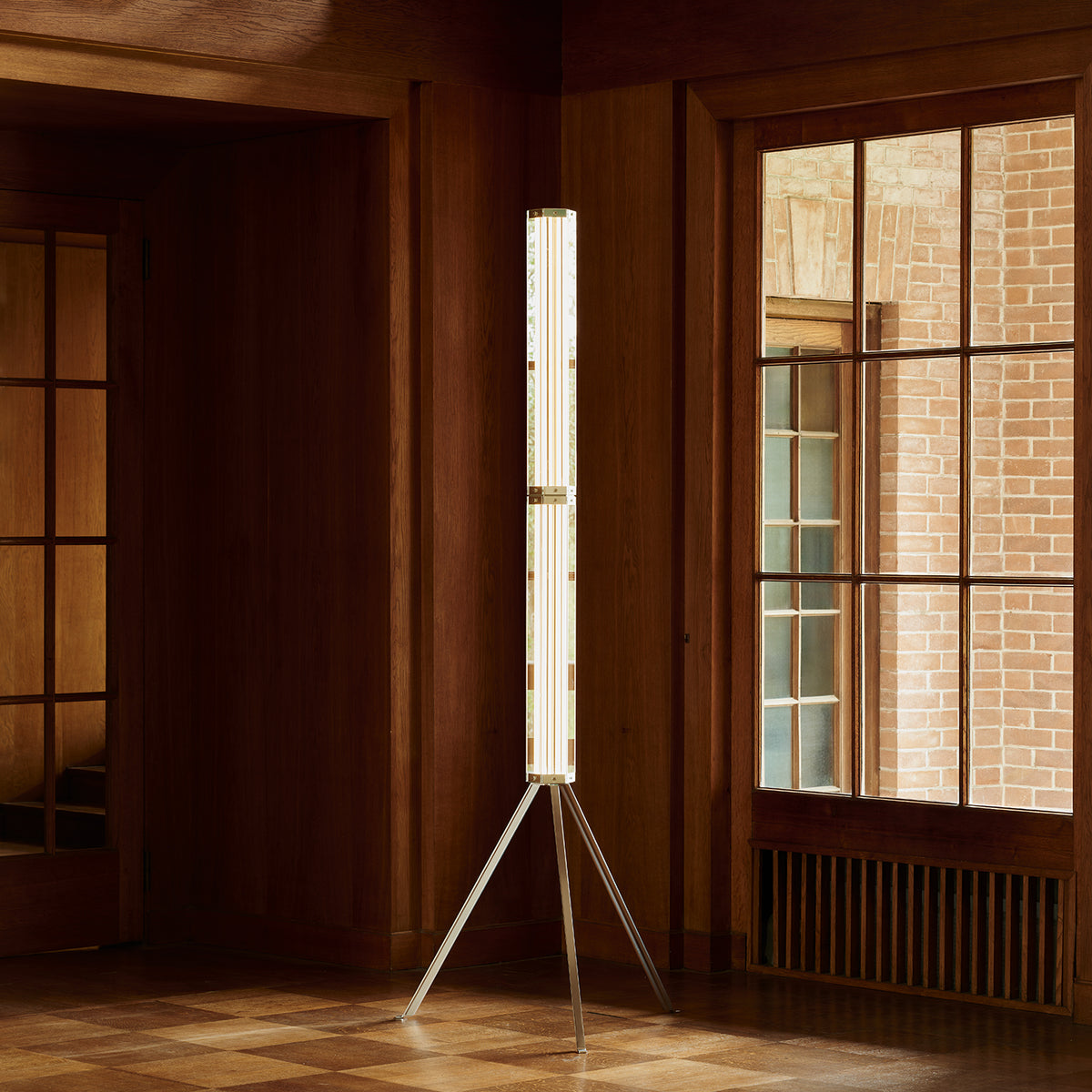 SuperWire Floor Lamp