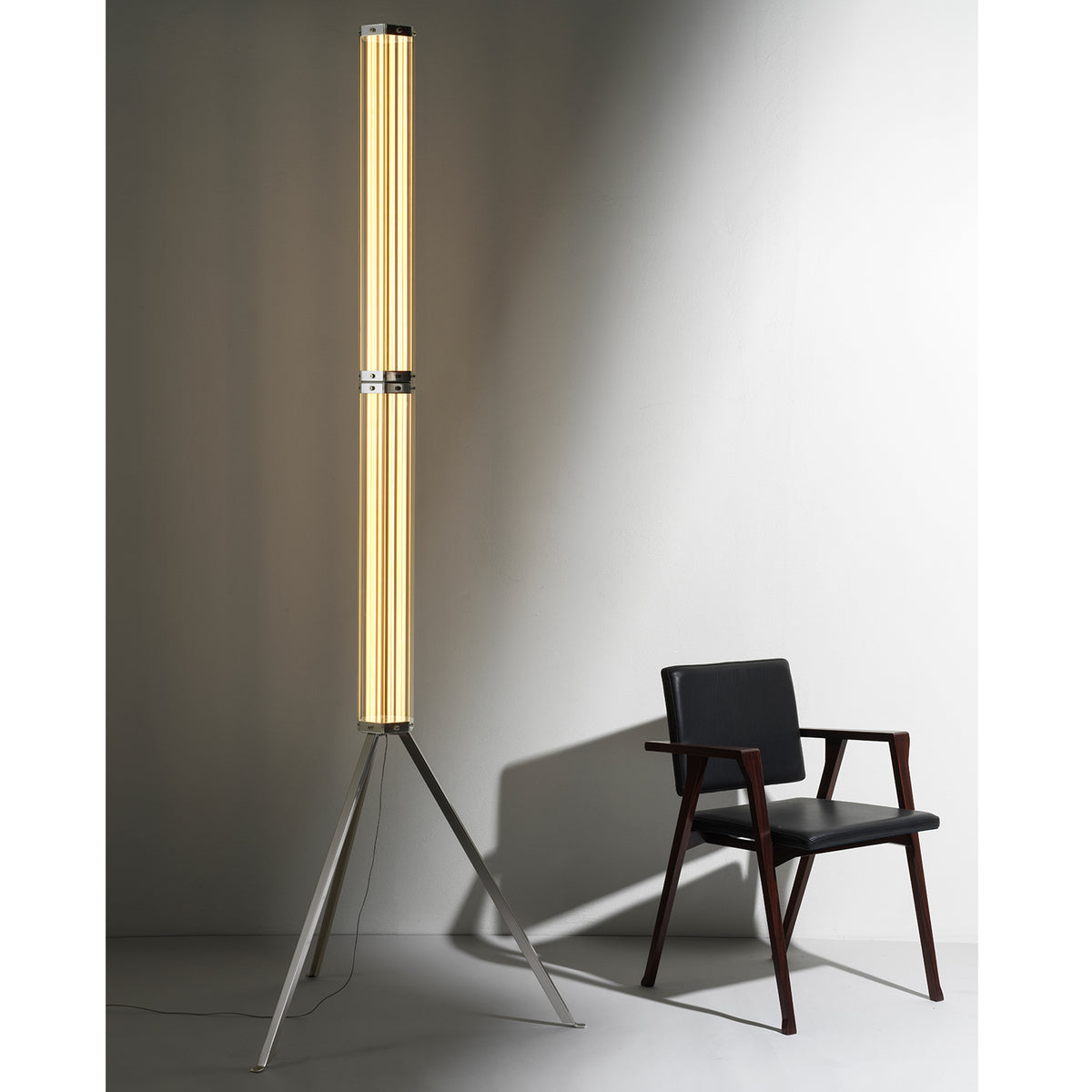 SuperWire Floor Lamp