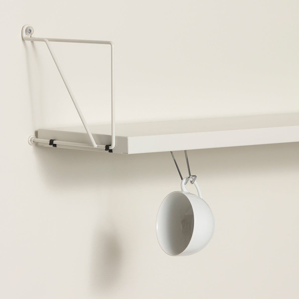 Tria Wall-Mounted Shelf