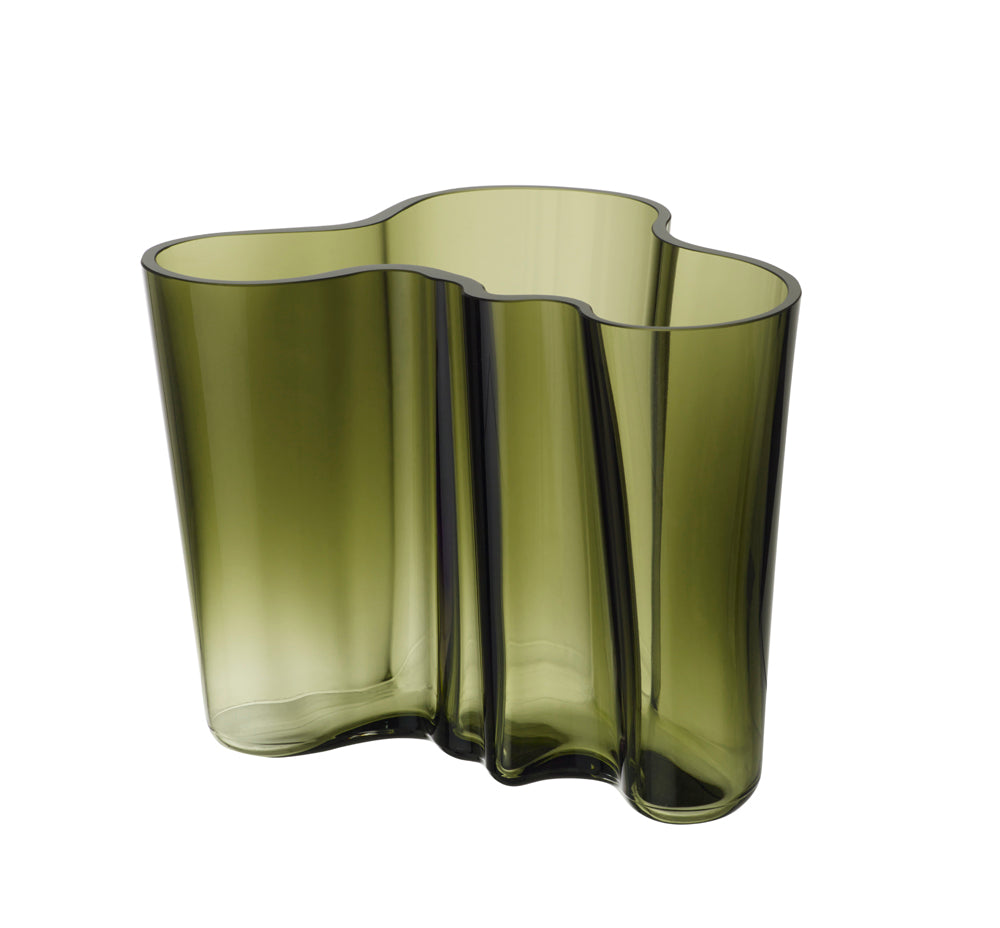GA 67：Alvar Aalto Alvar Aalto Vase 160 mm Iittala designed by Alvar Aalto