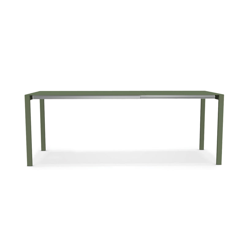 Thin-K Outdoor Extendable Table