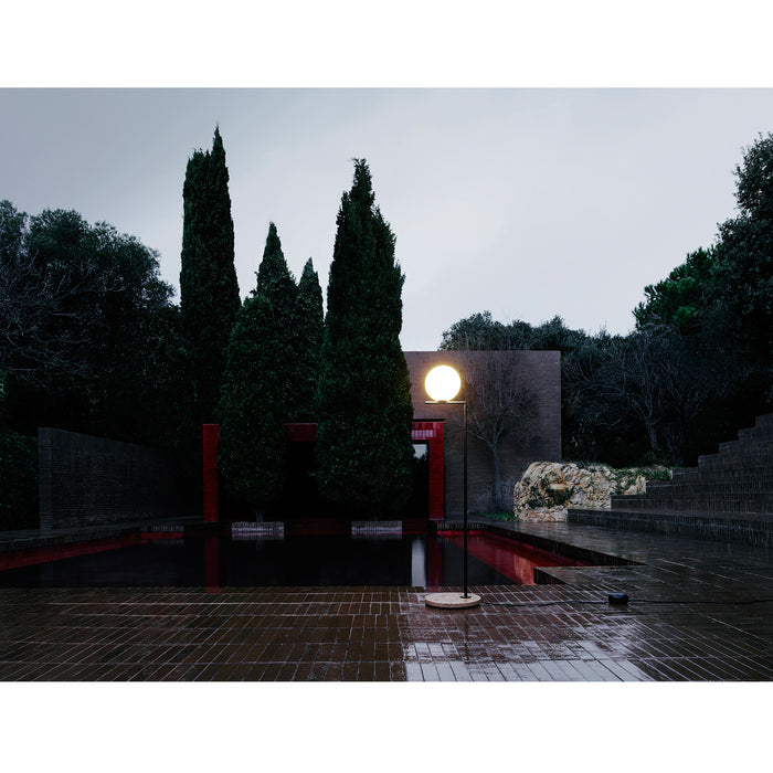 IC Outdoor Floor Lamp, F2 - Flos