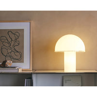 Onfale Table Light