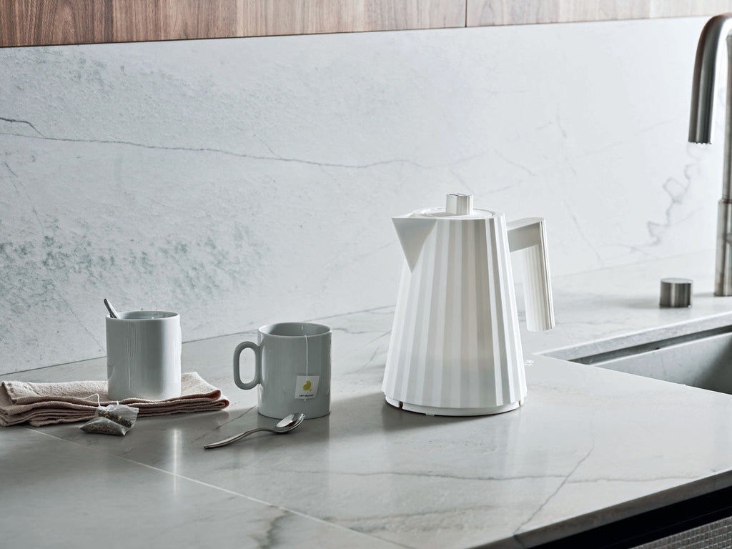 Design Icon: Alessi Plissé Kettle