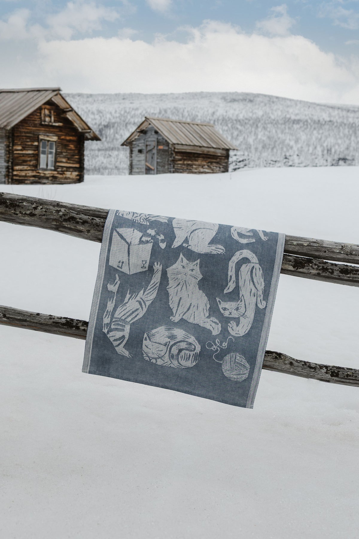 Kissanpaivat Tea Towel