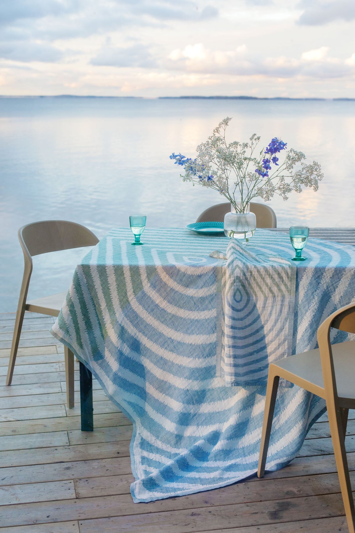 Metsälampi Linen Tablecloth / Throw