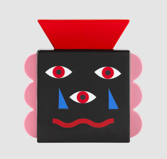 Oggian Vase