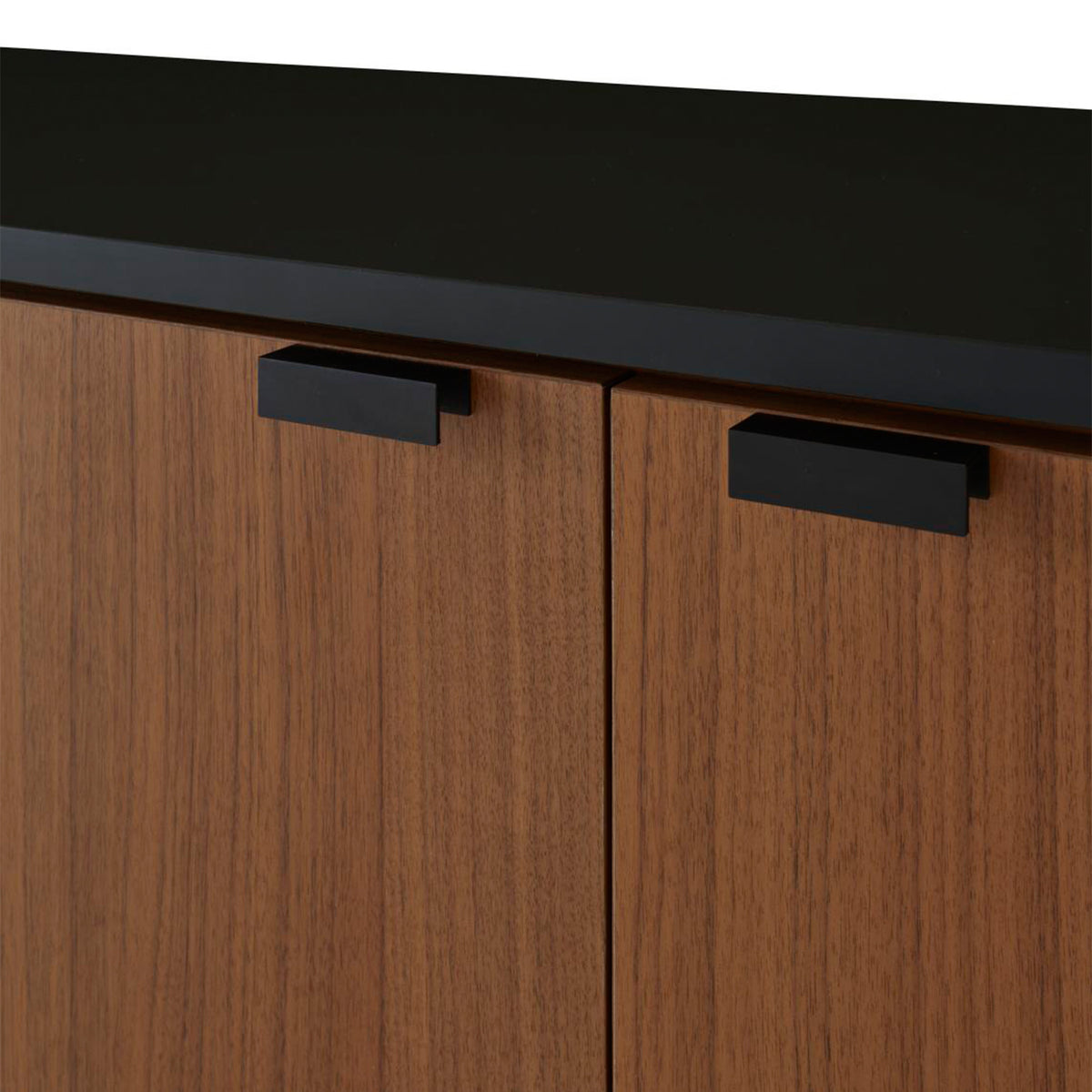 Tanis Sideboard