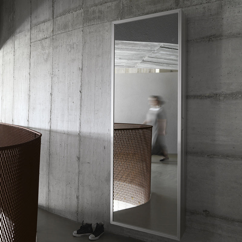 Box Entrance Storage System