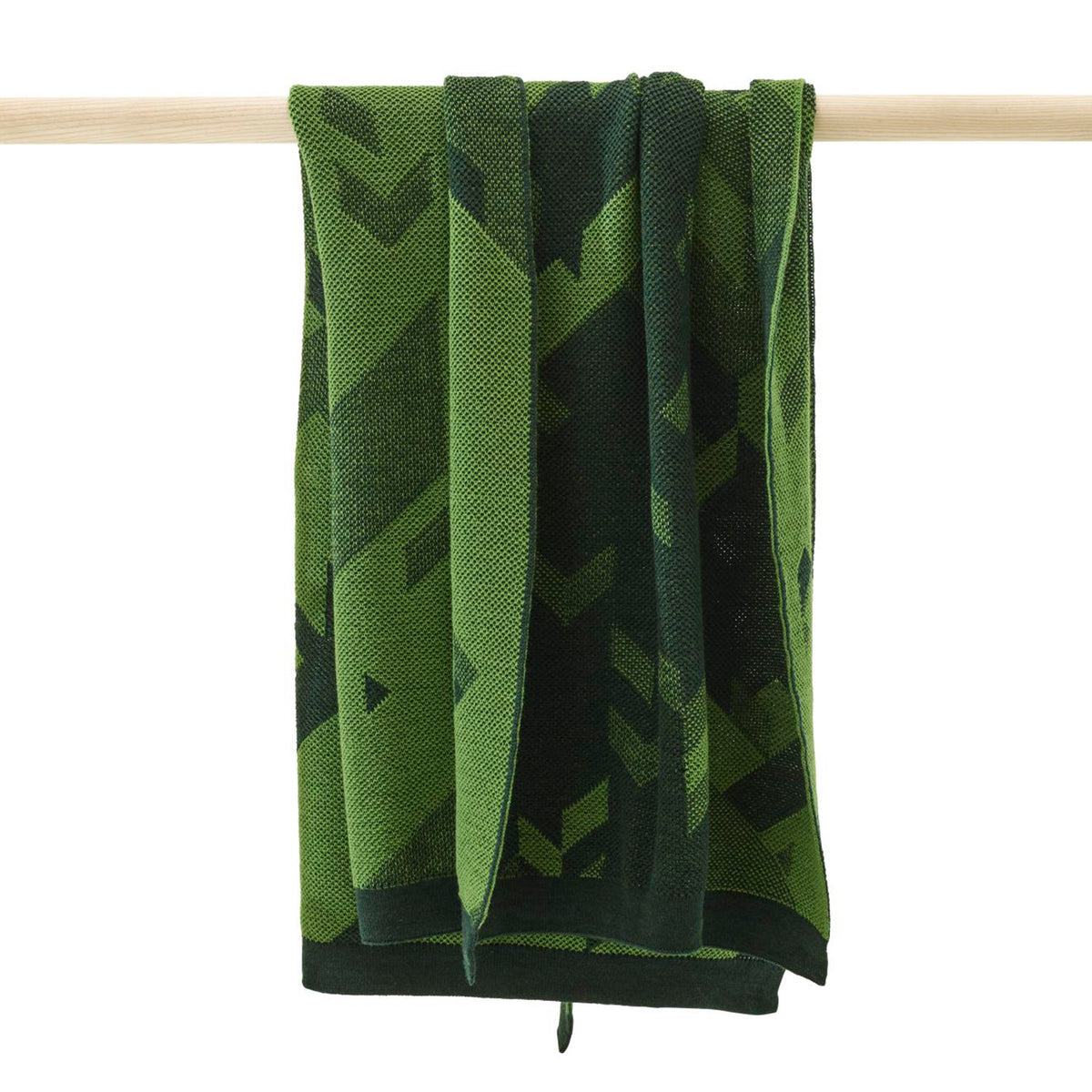 Cilos Throw