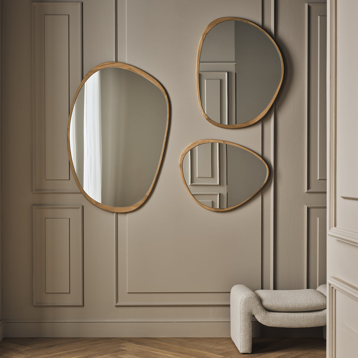 Elope Mirror