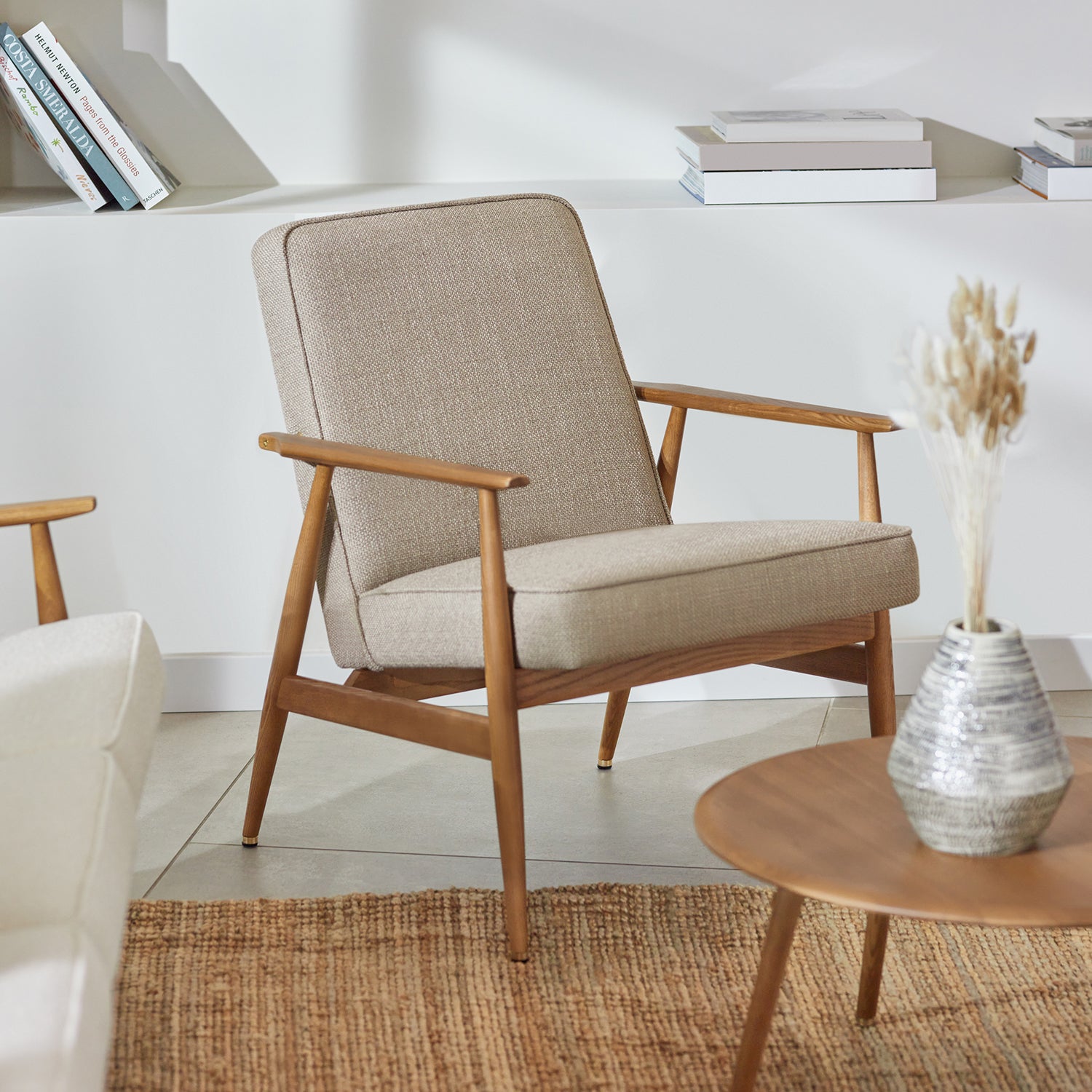  Crown Derby リチェスターシャー・フォックス Fox Lounge Chair by 366 Concept, Bouclé Mid-Century Modern – ARIA