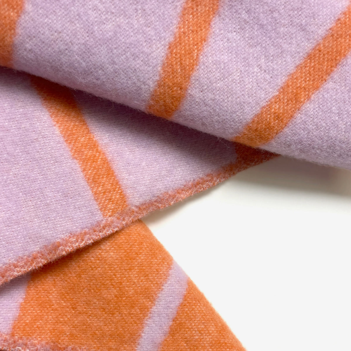 Lines Blanket