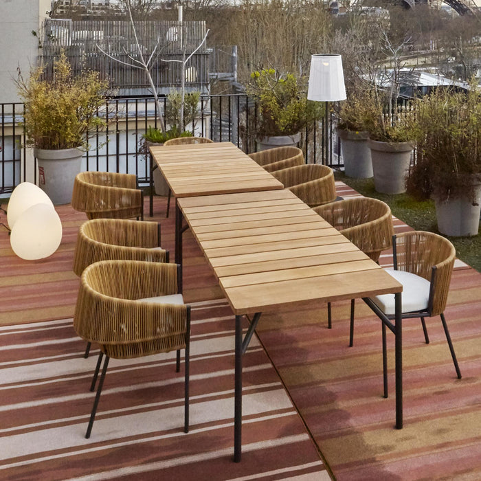 Lapel Outdoor Chair