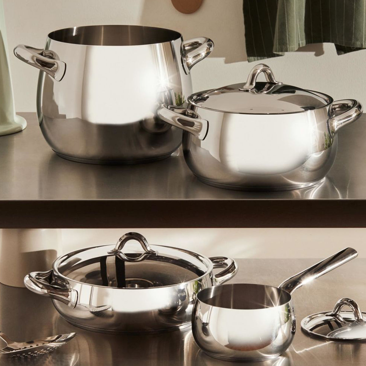 Mami Cookware Set of Four Pans