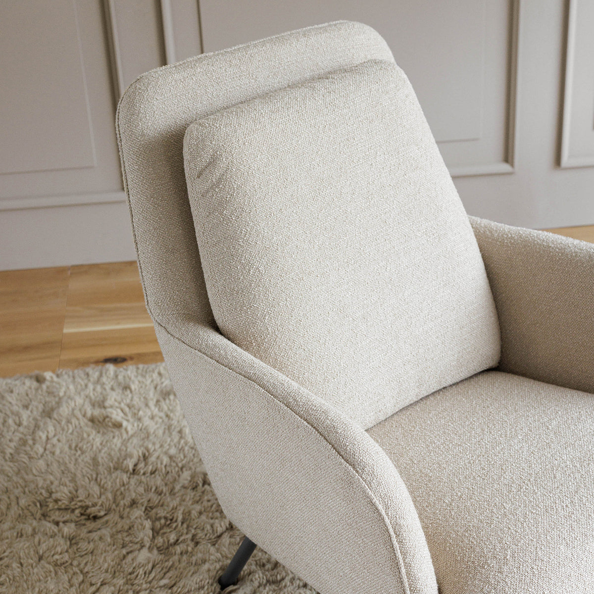 Oliver Armchair, Stipa Green