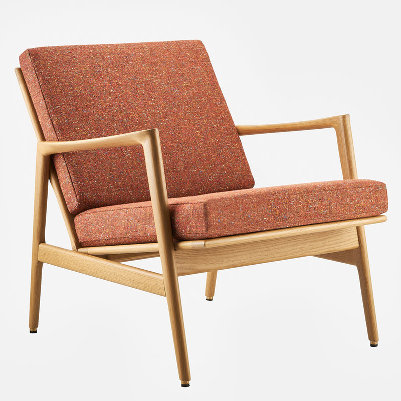 Stefan Lounge Chair, Grade 4