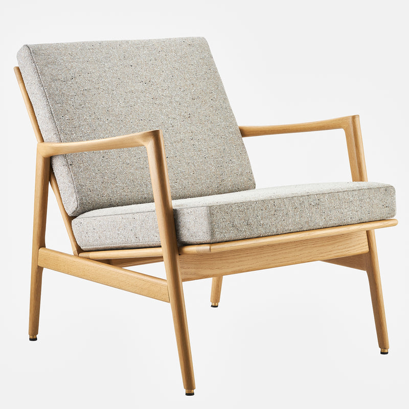 Stefan Lounge Chair, Grade 4