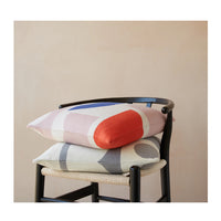 Bruten Cushion