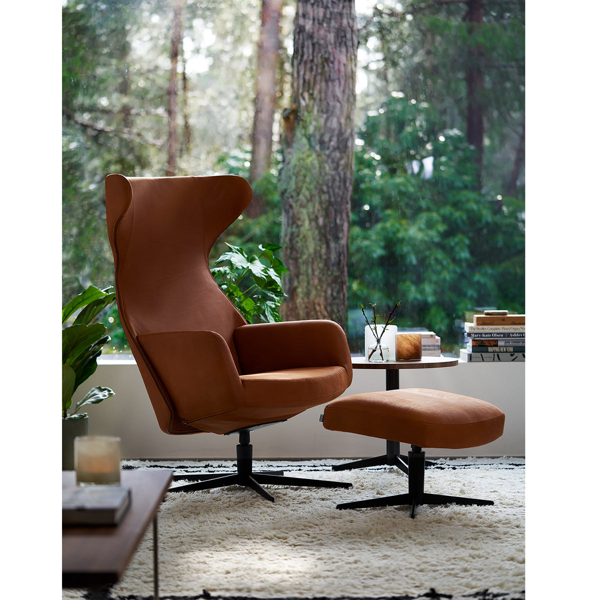 Isa Relax Lounge Chair, Stipa Green - Sits