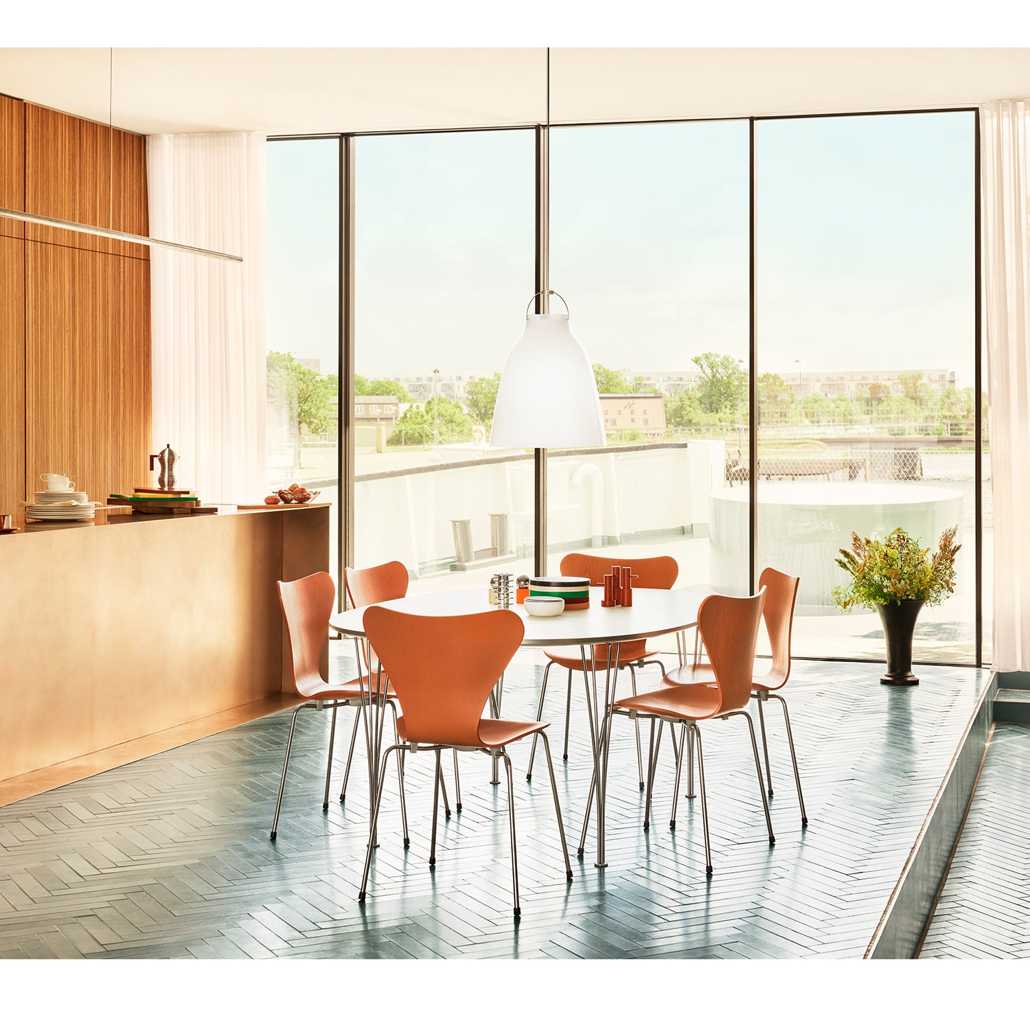 Series 7 Dining Chair by Fritz Hansen | Coloured Ash Orange – ARIA
