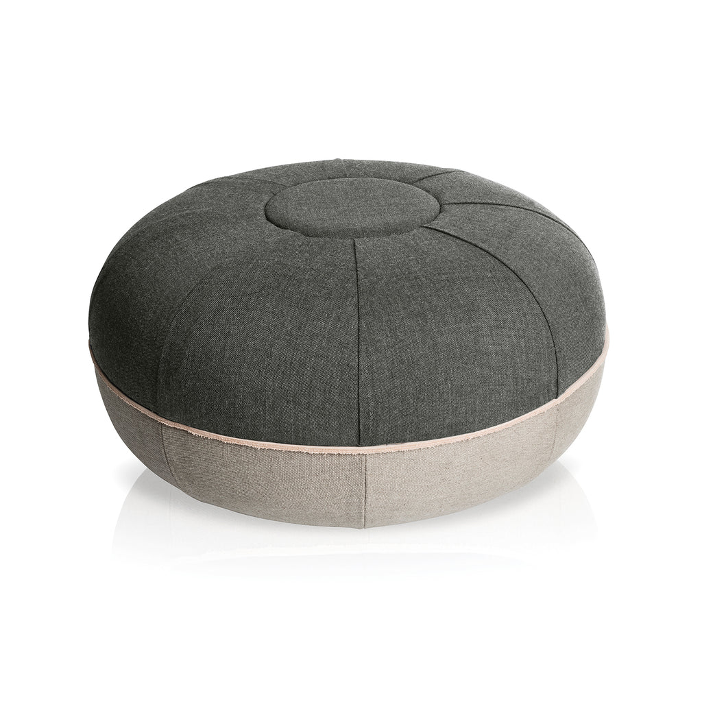Fritz Hansen Pouf, Small Grey