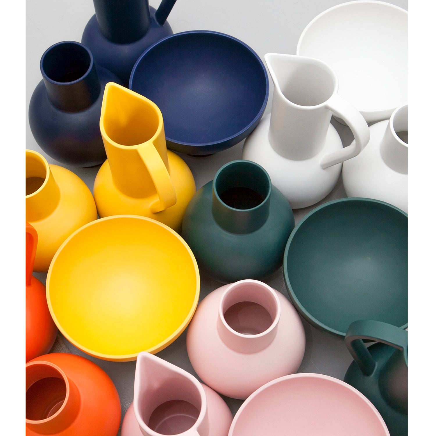 Strøm Jug, Large | Raawii | Decorative Objects | Kitchen – ARIA